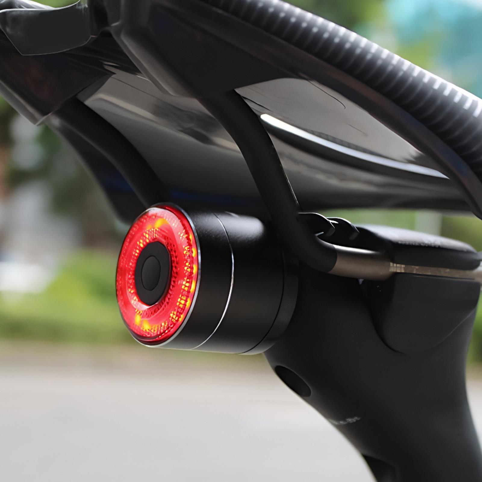 دراجة الفرامل ضوء الدراجة الذك - مراجعة Cycling To Commute وسعره
