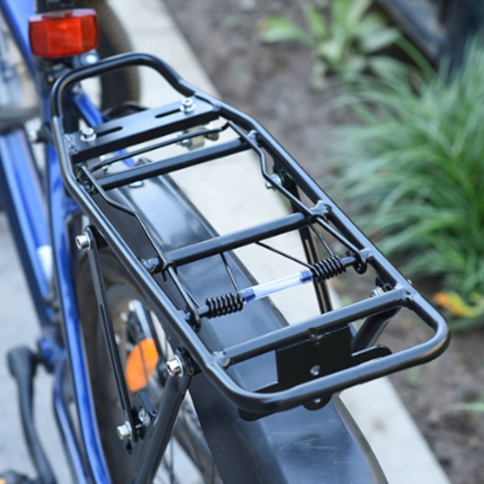 حامل دراجات خلفي سريع التحرير  - مراجعة Cycling To Commute وسعره
